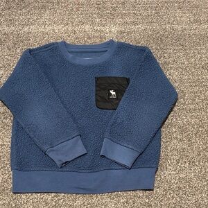 Men's Blue Sweater with Black Pocket